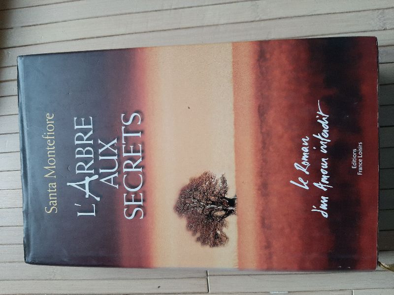 L'arbre aux secrets | Santa Montefiore