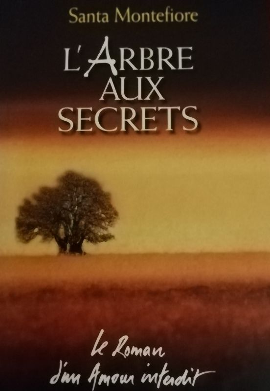 L'ARBRE AUX SECRETS | Santa Montefiore