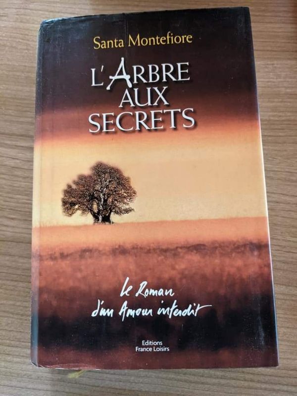 L'arbre aux secrets | Santa Montefiore