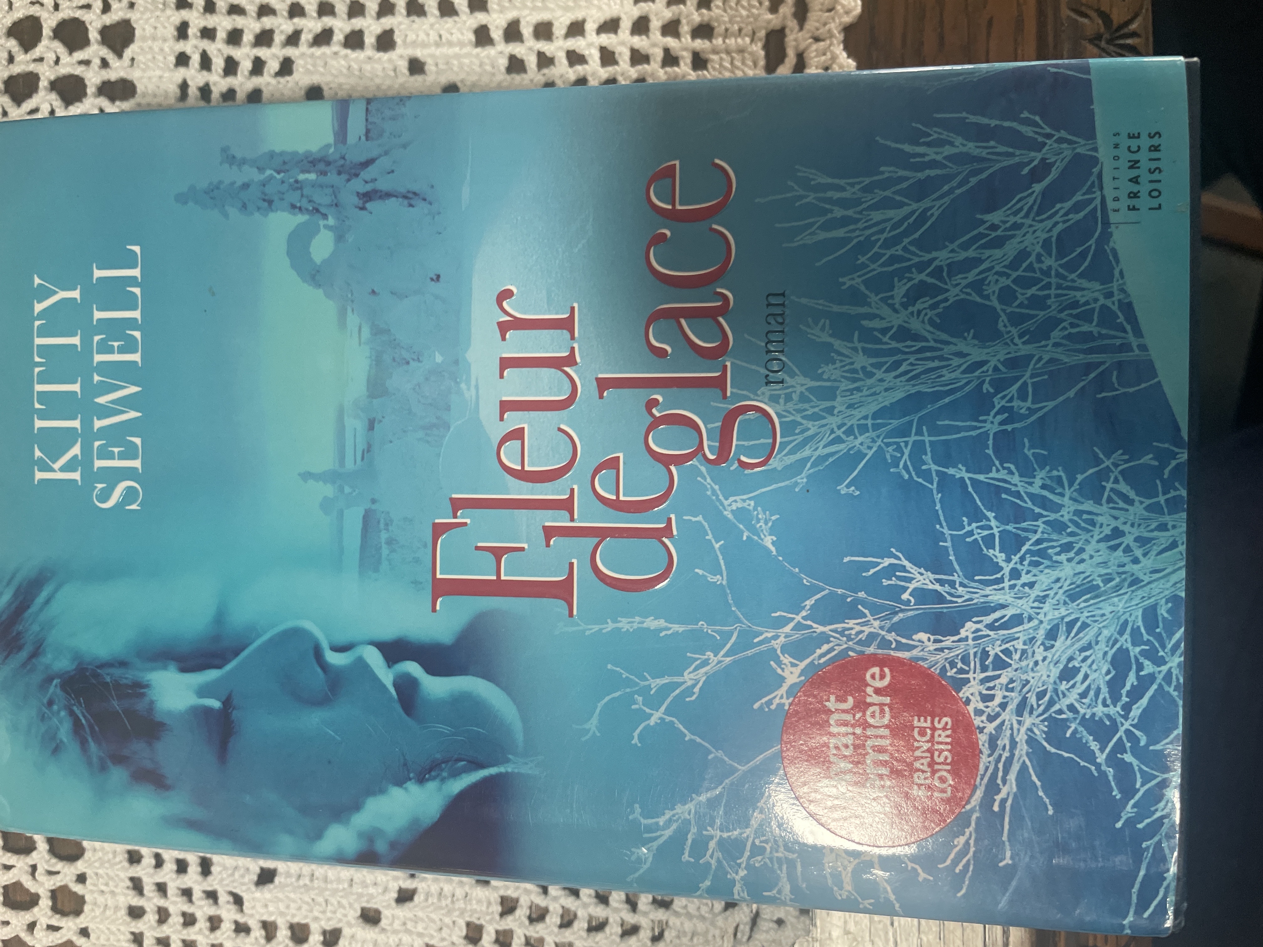 Fleur de glace | KITTY SEWELL