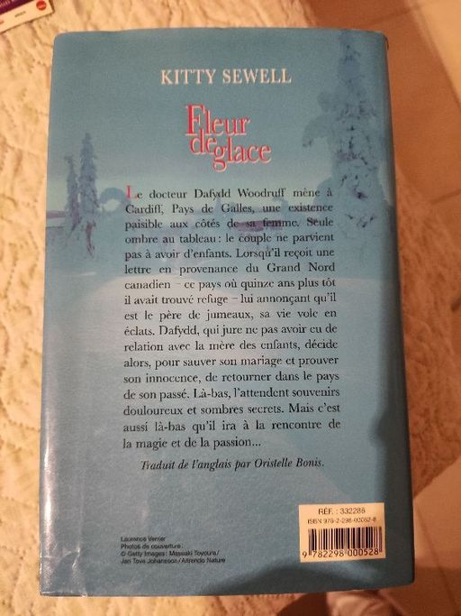 Fleur de glace | Kitty Sewell