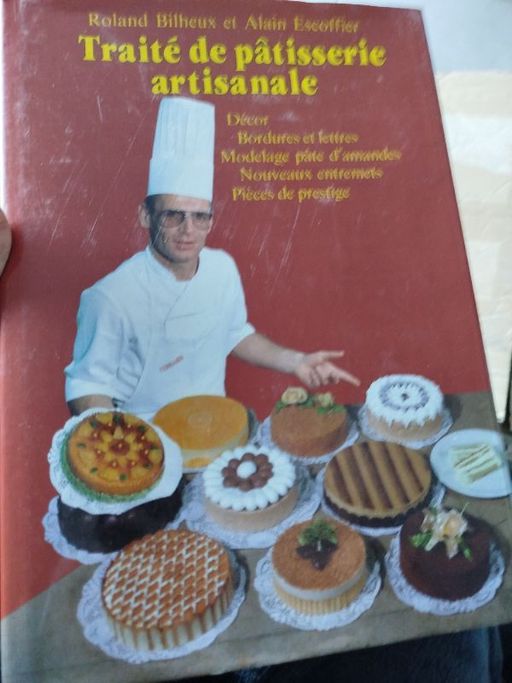 Traité de pâtisserie artisanale décor v4 | Roland billeux et Alain Escoffier