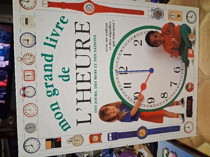 Mongrand livre de l heure | Claire llewellyn