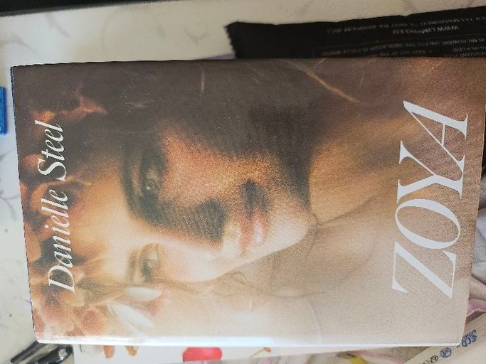 Zoya | Danielle Steel