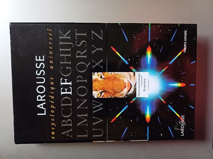 Larousse encyclopédique universel volume 5 | Larousse