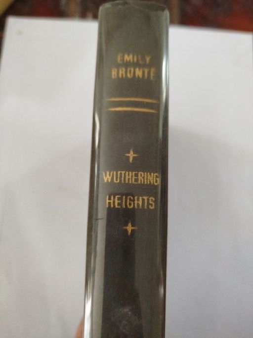 Wuthering Heights | Emily brontë