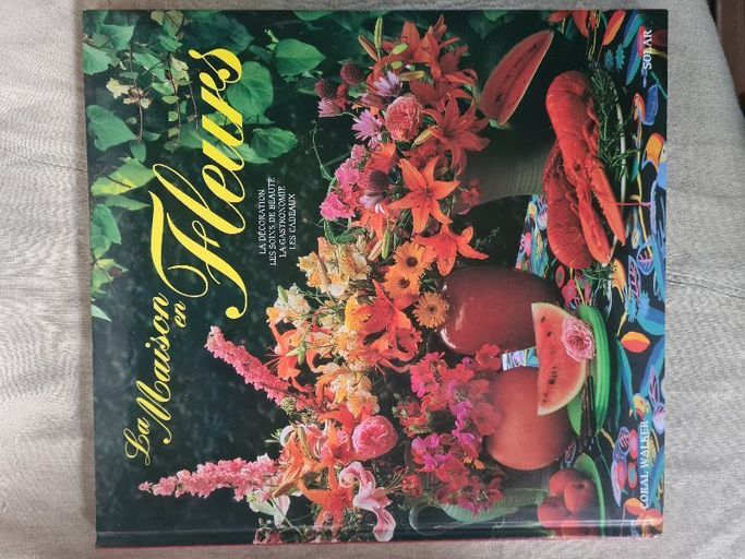 La maison en fleurs | Coral Walker