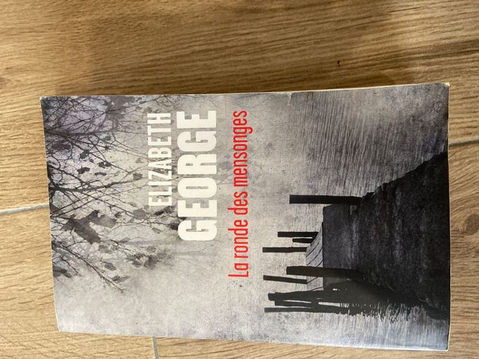 La ronde des mensonges | Elisabeth George