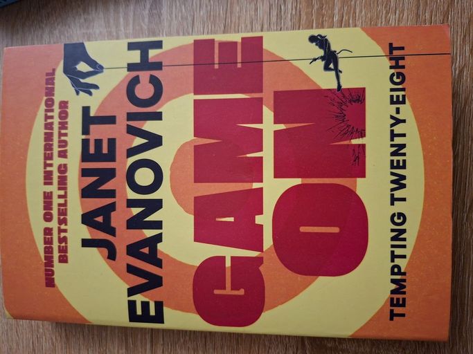 Game on - Tempting twenty eight | Janet Evanovich