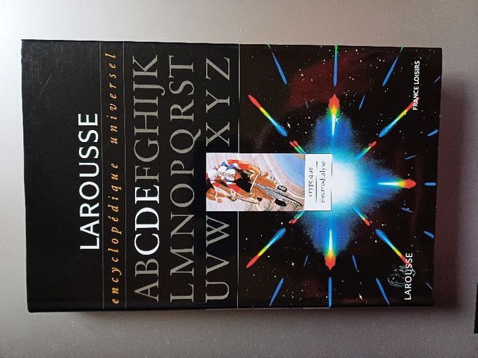 Larousse encyclopédique universel volume 4 | Larousse