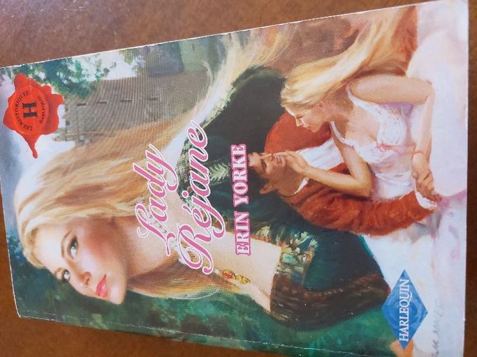 Lady Rejane | Erine Yorke