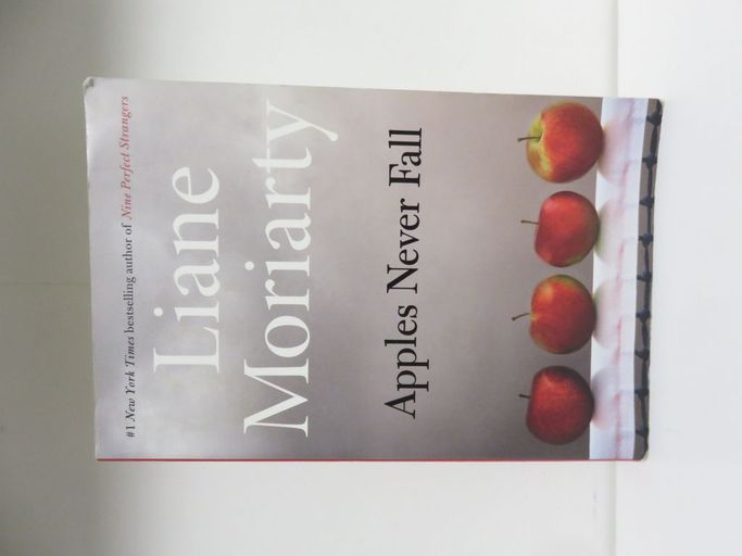 Apple never fall | Liane Moriarty
