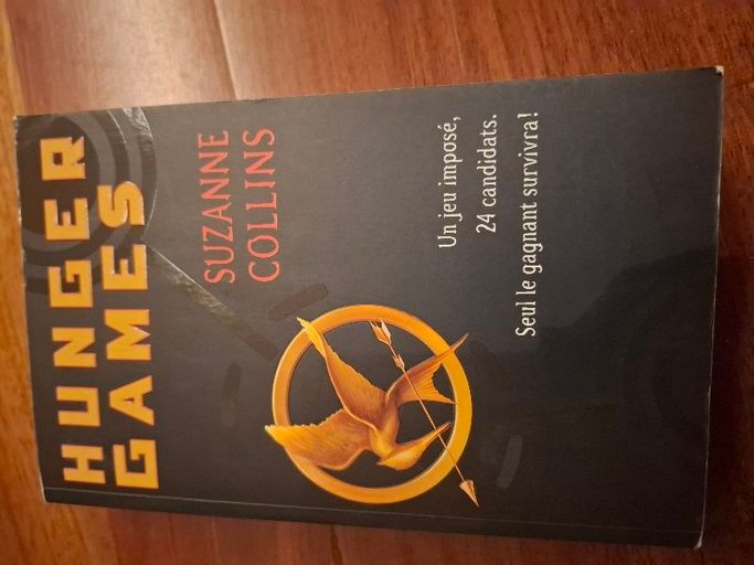 Hunger Games | Suzanne Collins