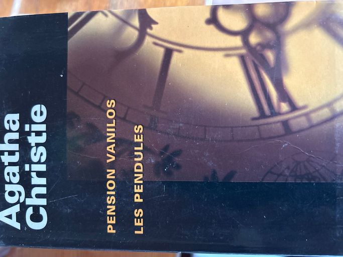 Pension Vanilos - Les Pendules | Agatha Christie