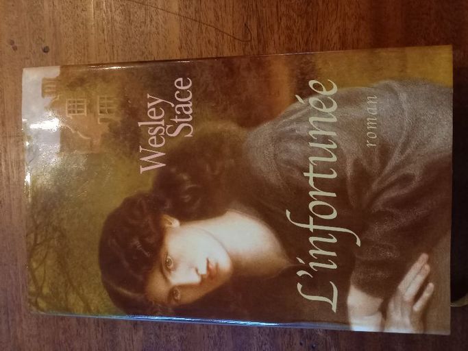 L'infortunee | Wesley Stace