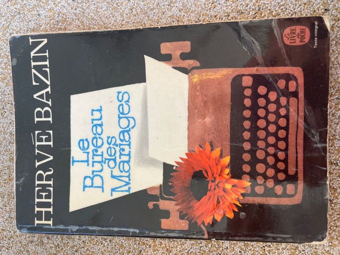 Le bureau des mariages | Herve bazin