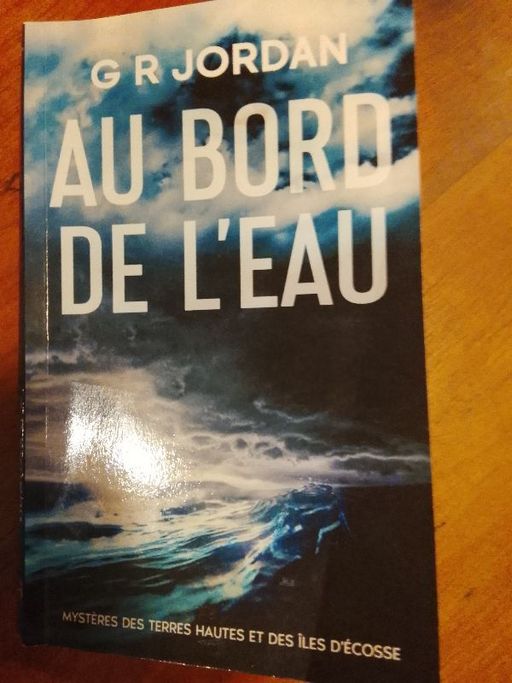 Au bord de l'eau | GR JORDAN