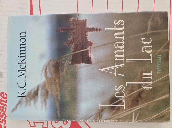 Les amants du lac | K.C. McKinnon