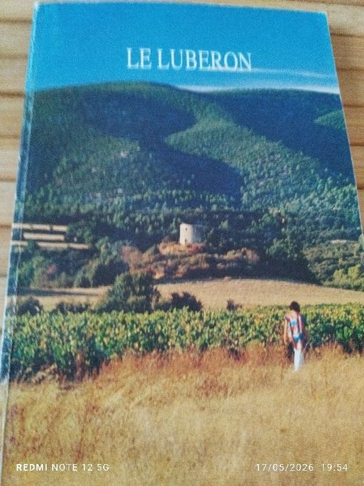 Le luberon | Le pélican