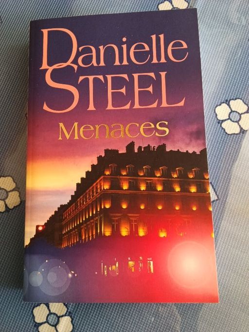 Menaces | Danielle steel