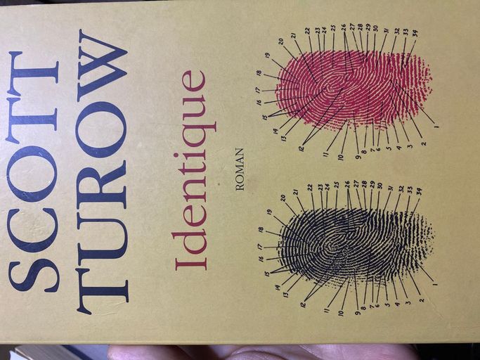 Identique | Scott turow