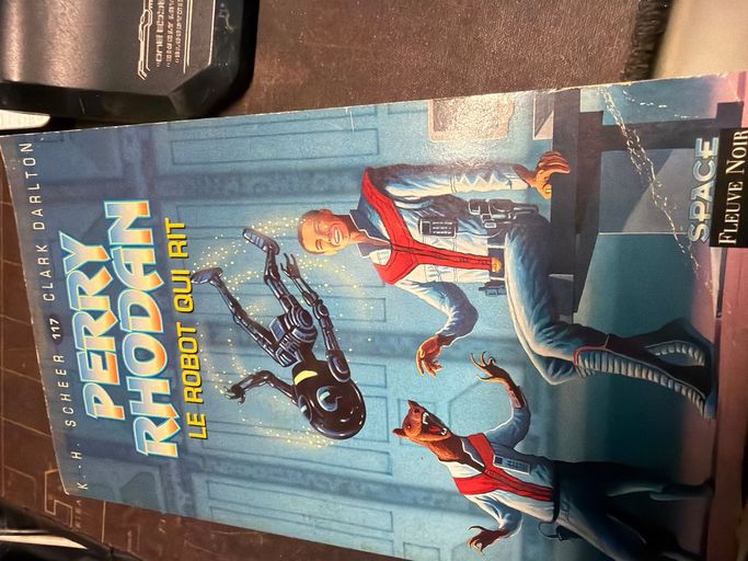 Le robot qui rit | Scheer et darltl