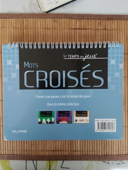 Mots croisés | Éditions dolphino